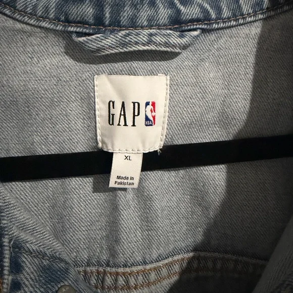 GAP x NBA Denim Golden State Warriors Jacket - Picture 4 of 6